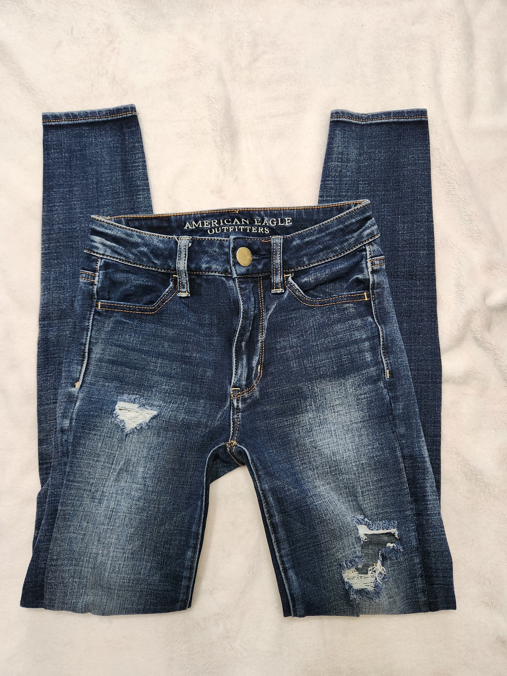 American Eagle Women's Dark Blue Distressed Skinny Jeans